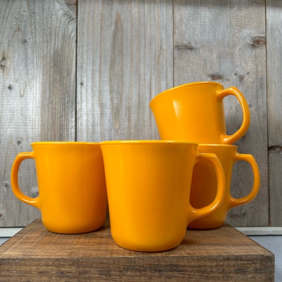 Vintage Corning Set of 4 Mugs - Picture 5 of 16